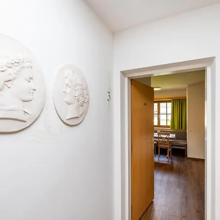 Apartment Michis